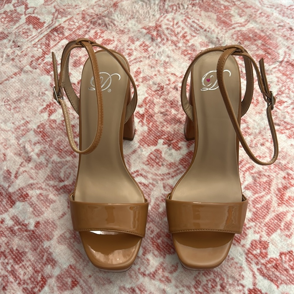 Tan Block Heels - Picture 2 of 5